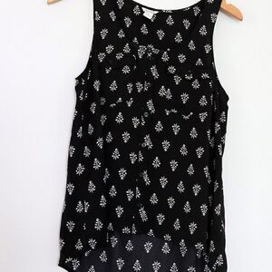 Forever 21 Sleeveless Top 